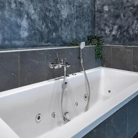 Lägenhet Lady Hamilton